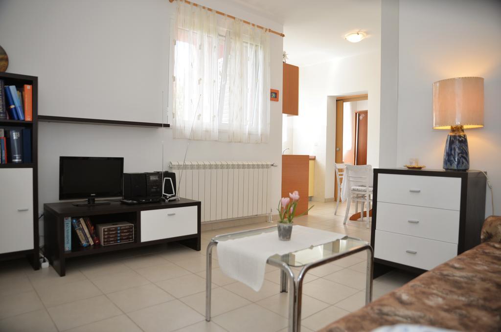 Apartments 5M ティスノ 部屋 写真